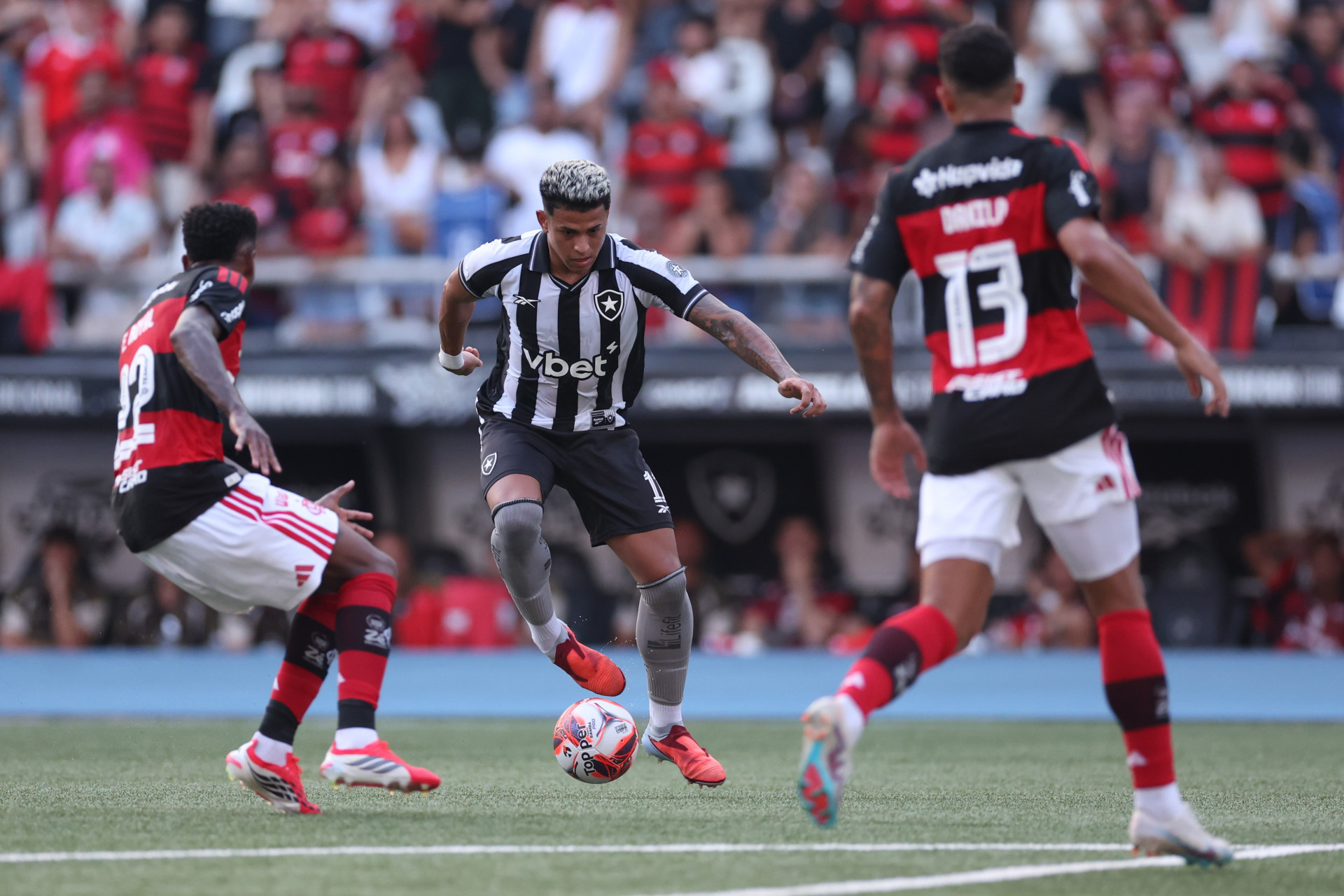 Martins. BOTAFOGO x Flamengo pelo Campeonato Carioca no Estadio Nilton Santos, 15 de Fevereiro de 2026, Rio de Janeiro, RJ, Brasil.  - Vítor Silva/Botafogo