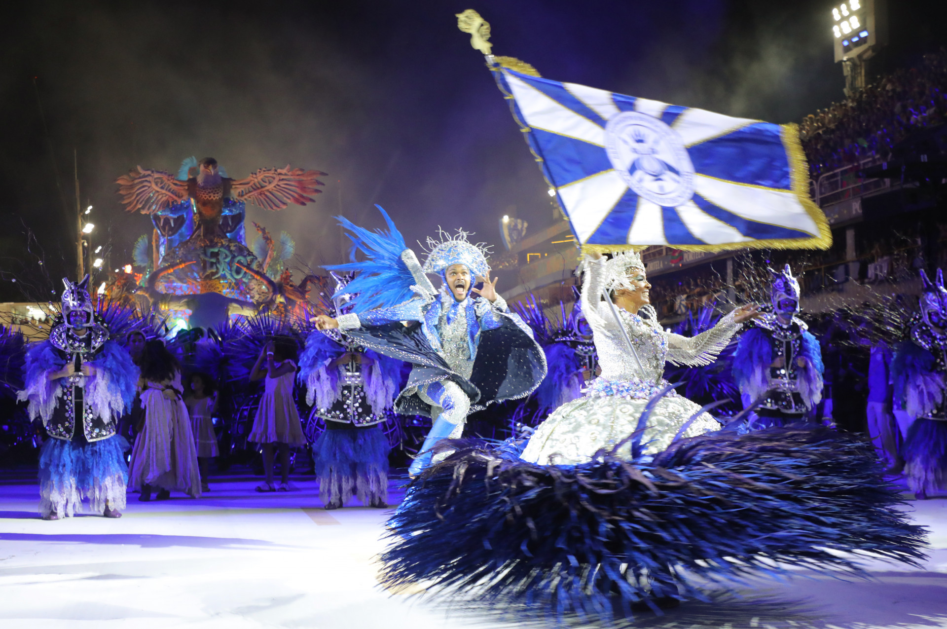 Casal de mestre-sala e porta-bandeira da Acadêmicos de Niterói - Foto: Alexandre Macieira / Riotur