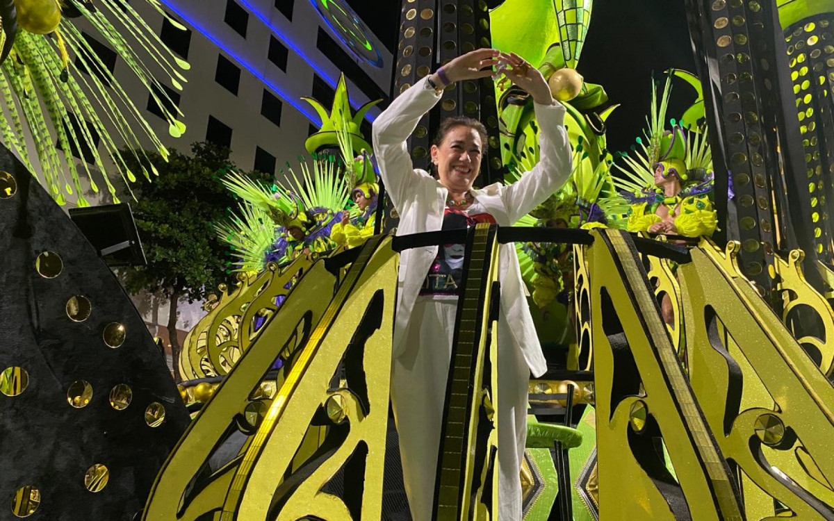 Lilia Cabral é destaque da Mocidade