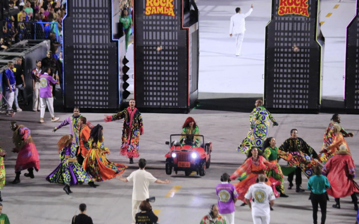 Mocidade apresentou desfile criativo e colorido 