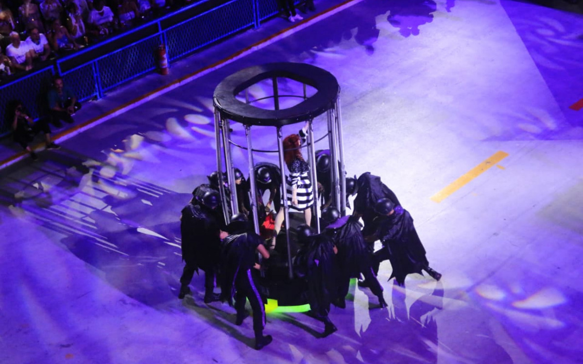 Mocidade apresentou enredo sobre vida pública de Rita Lee