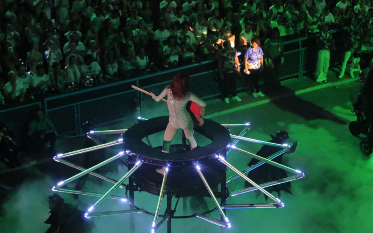 Mocidade apresentou desfile criativo e colorido 