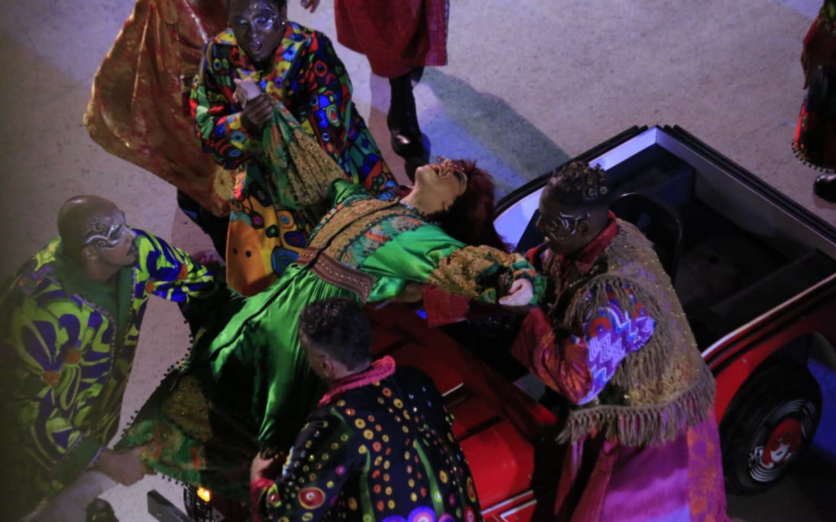 Mocidade abriu segundo dia de desfiles do Especial