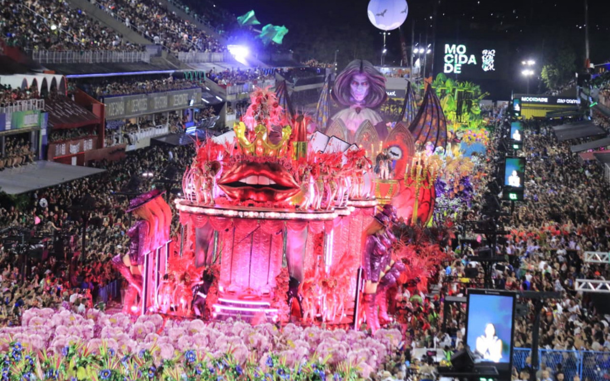 Mocidade fez homenagem à Rita Lee