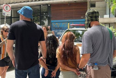 SP: Policiais fantasiados da 'Turma do Chaves' prendem cinco suspeitos em blocos do Carnaval