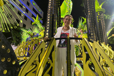 Entre a Sapucaí e os palcos: Lilia Cabral desfila na Mocidade e viverá Rita Lee em peça teatral