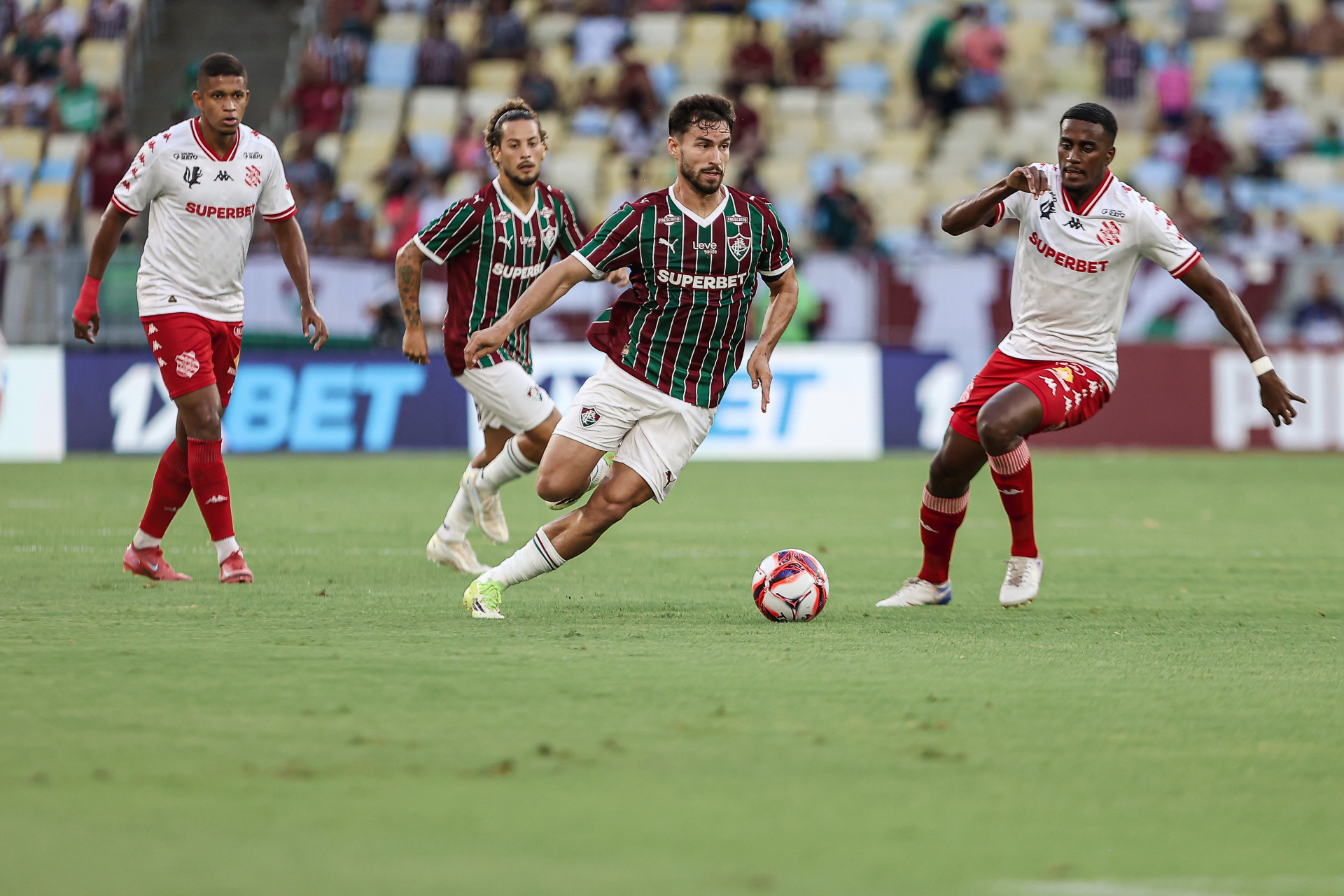 Rio de Janeiro, Brasil - 16/02/2026 - Estádio Maracanã.   
Fluminense enfrenta o Bangu esta noite pela quartas de final do Campeonato Carioca 2026. - Lucas Merçon/Fluminense