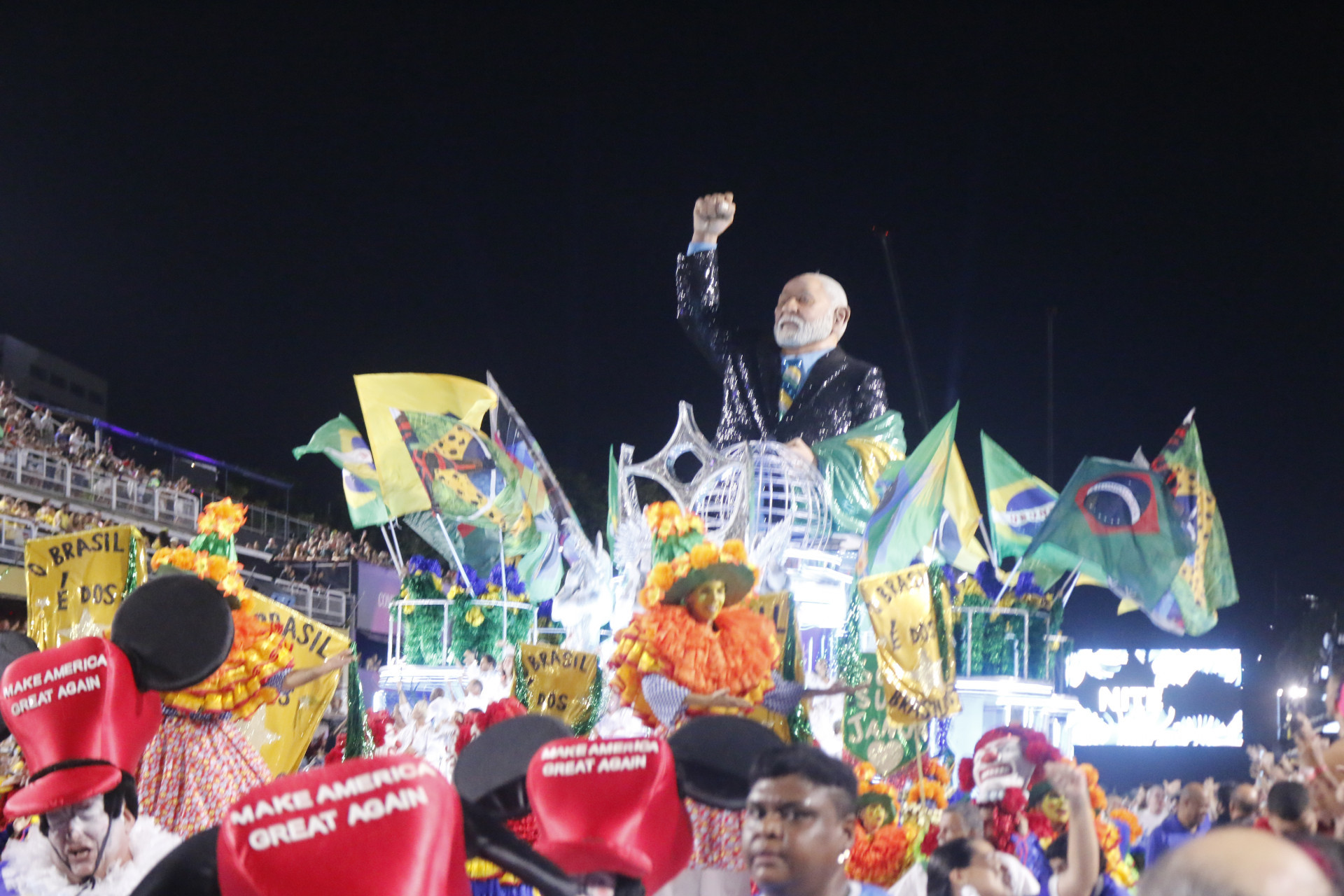 Desfile do Grupo Especial Carnaval 2026 - Desfile da G.R.E.S Acadêmicos de Niterói, na Avenida Marquês de Sapucaí, no Centro do Rio de Janeiro, neste domingo (15). - Carlos Elias/Agência O Dia