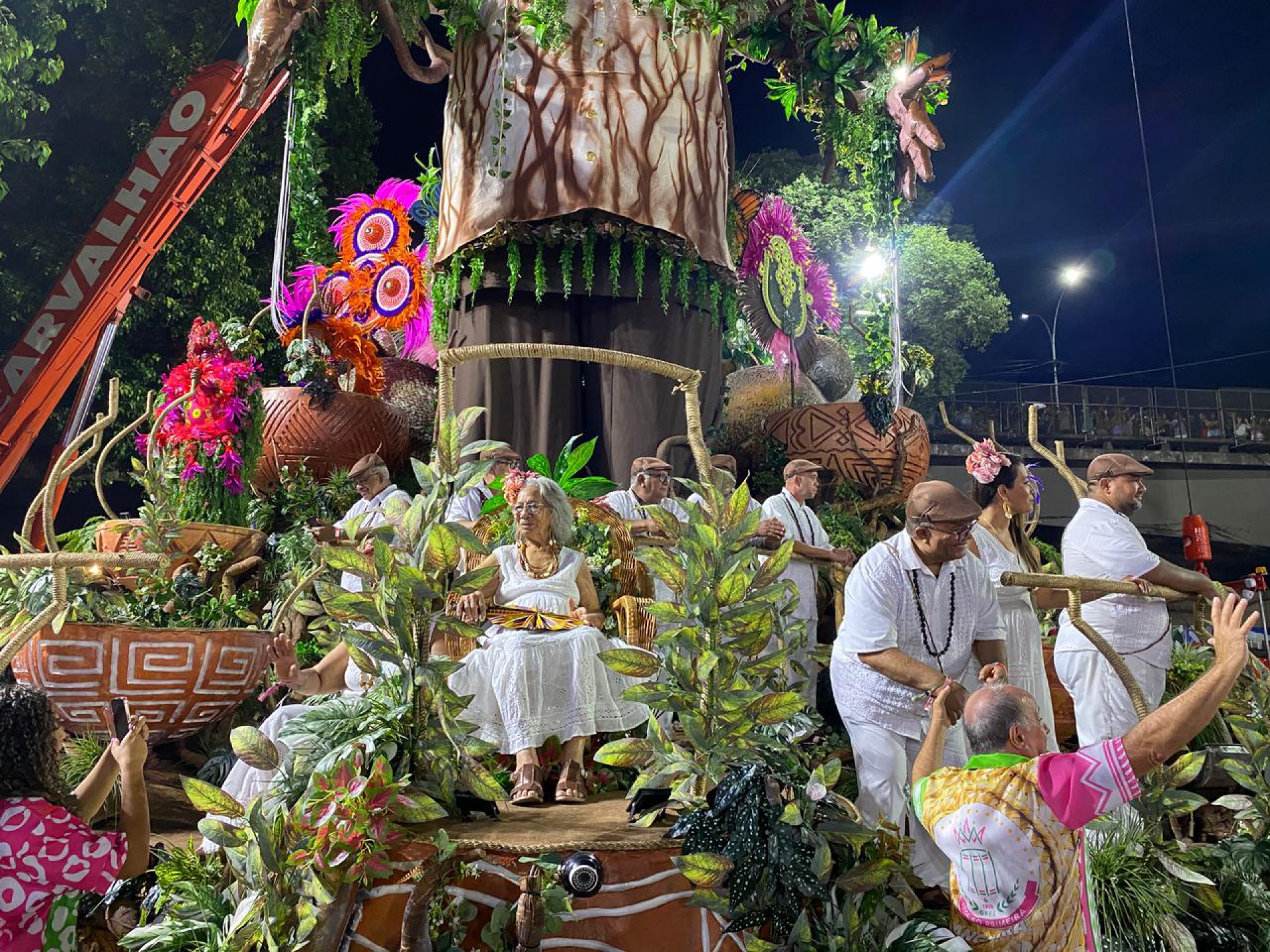 Madalena Sacaca (ao centro) participará da homenagem da Mangueira ao Mestre Sacaca - Thalita Queiroz / Agência O Dia