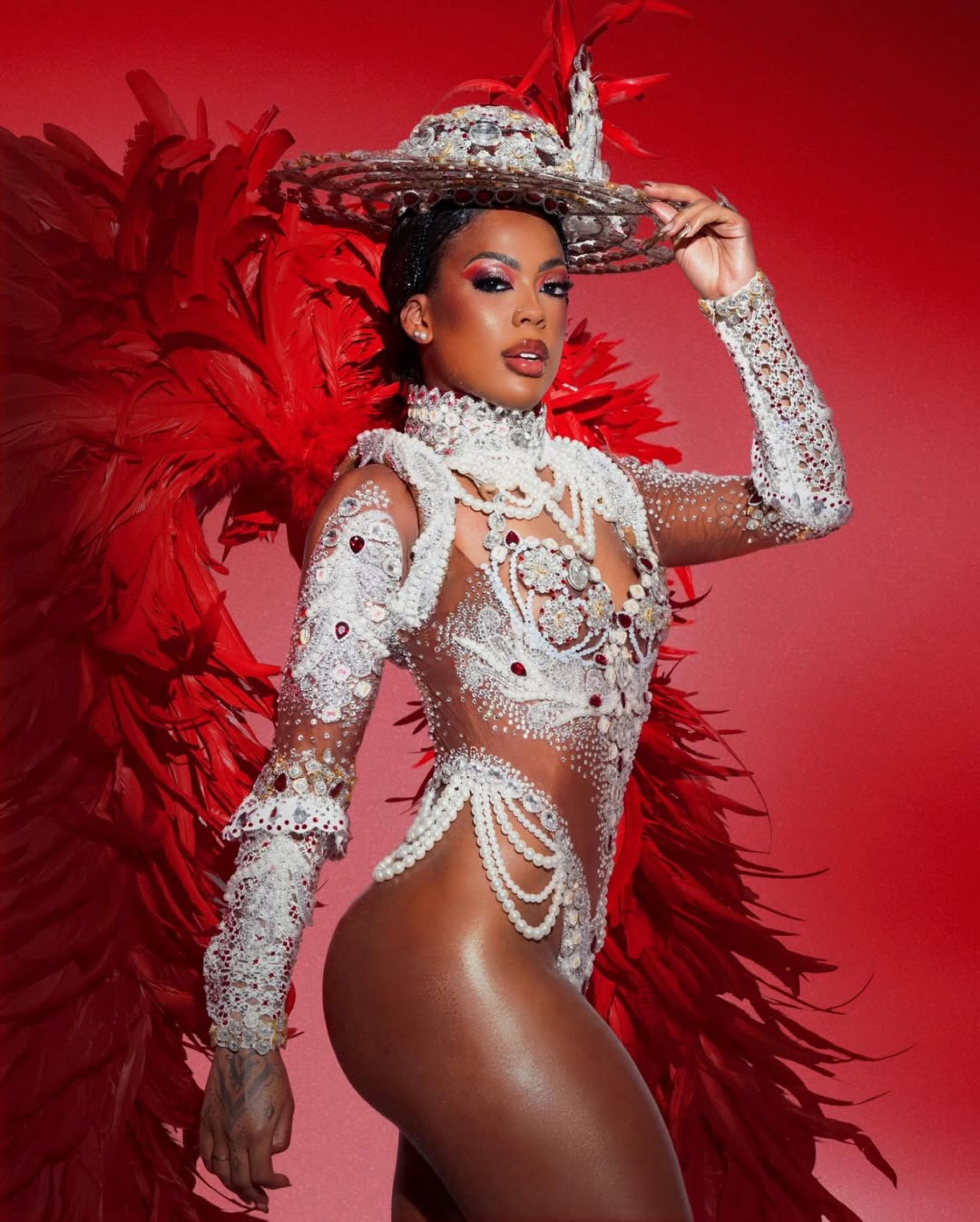 Marvvila faz estreia no posto de musa da Portela - Reprodu&ccedil;&atilde;o/Instagram