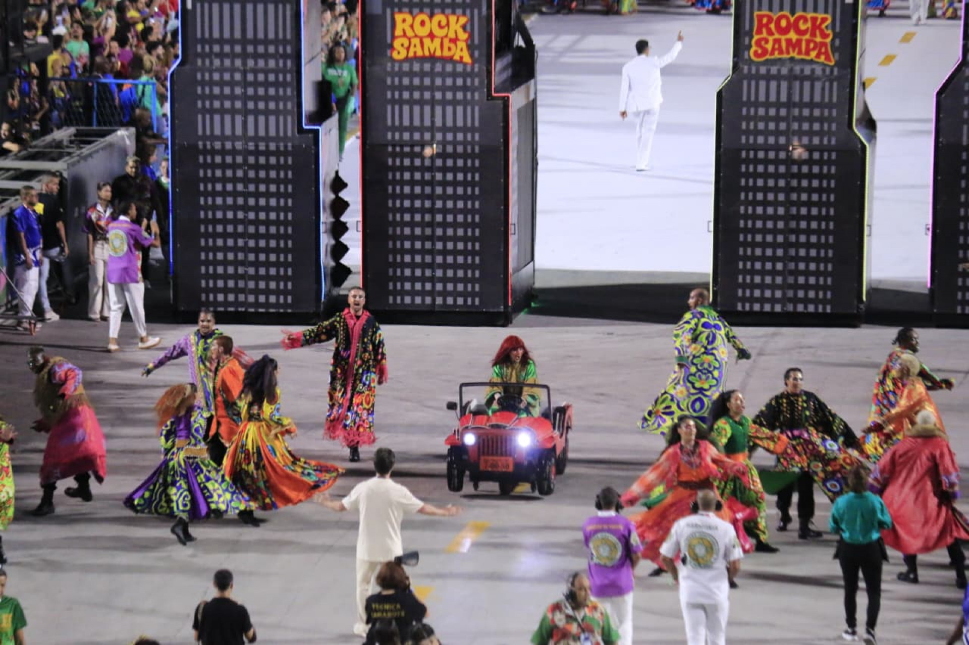 Mocidade apresentou desfile criativo e colorido  - Carlos Elias/Agência O Dia