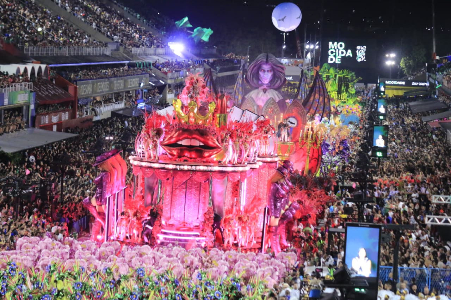 Mocidade fez homenagem à Rita Lee - Carlos Elias/Agência O Dia