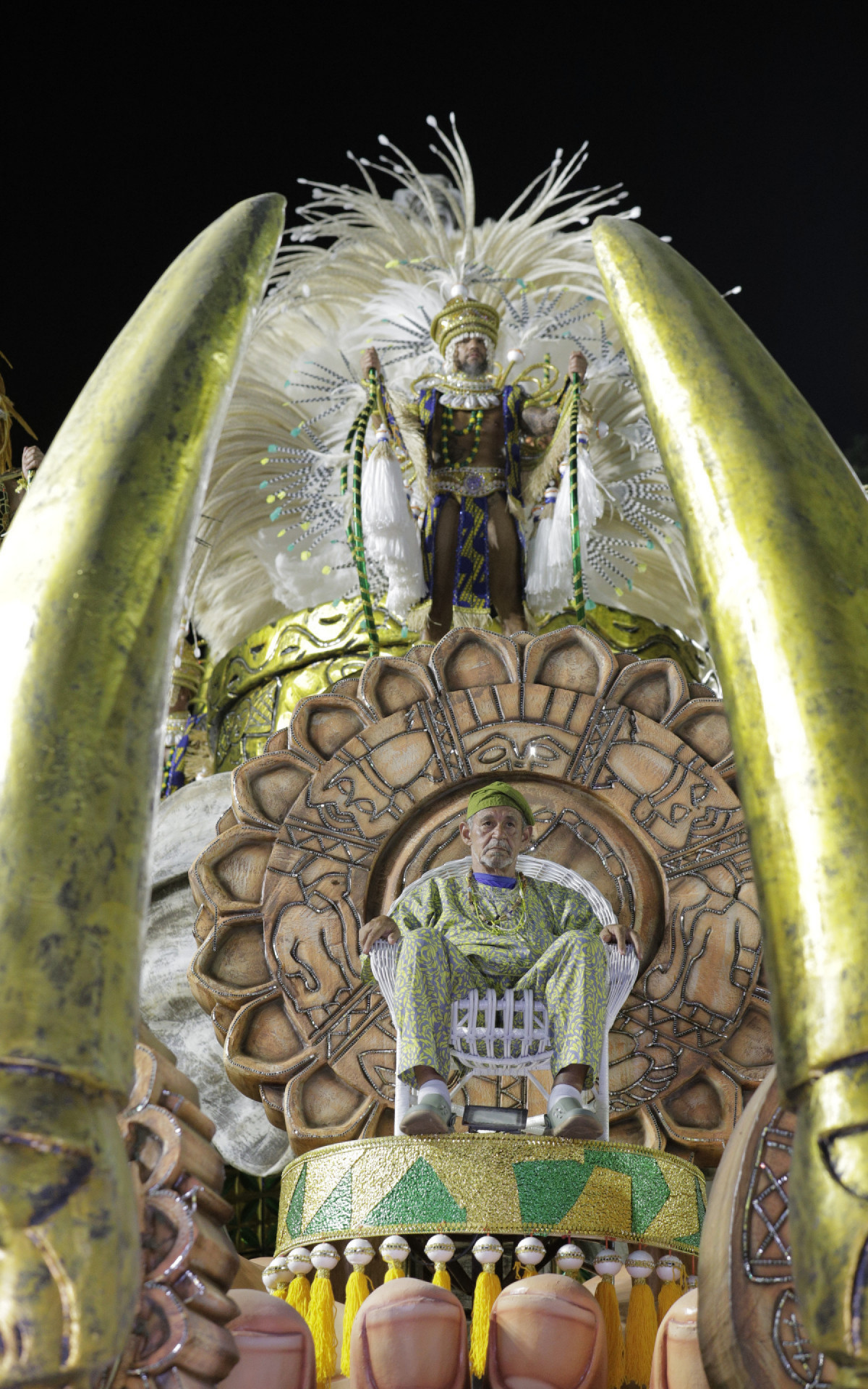 Paraíso do Tuiuti trouxe para a Sapucaí o enredo \