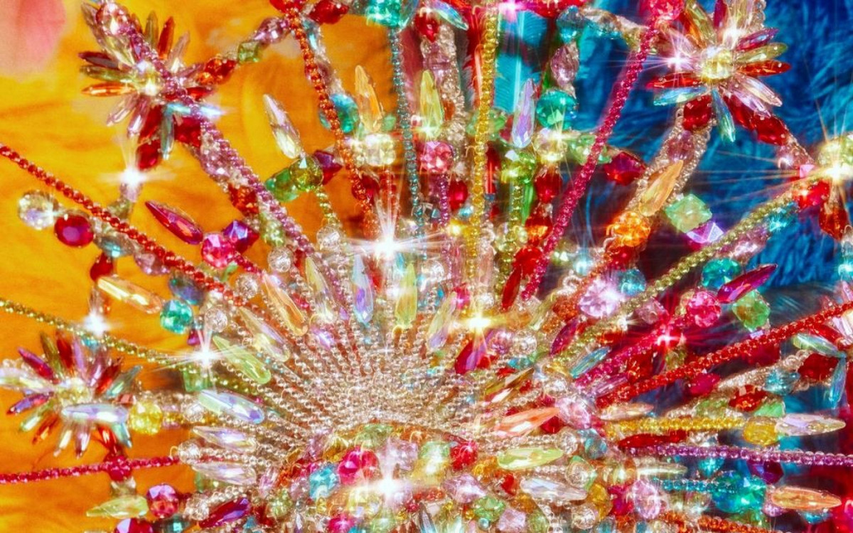 Sabrina Sato &eacute; rainha de bateria da Vila Isabel