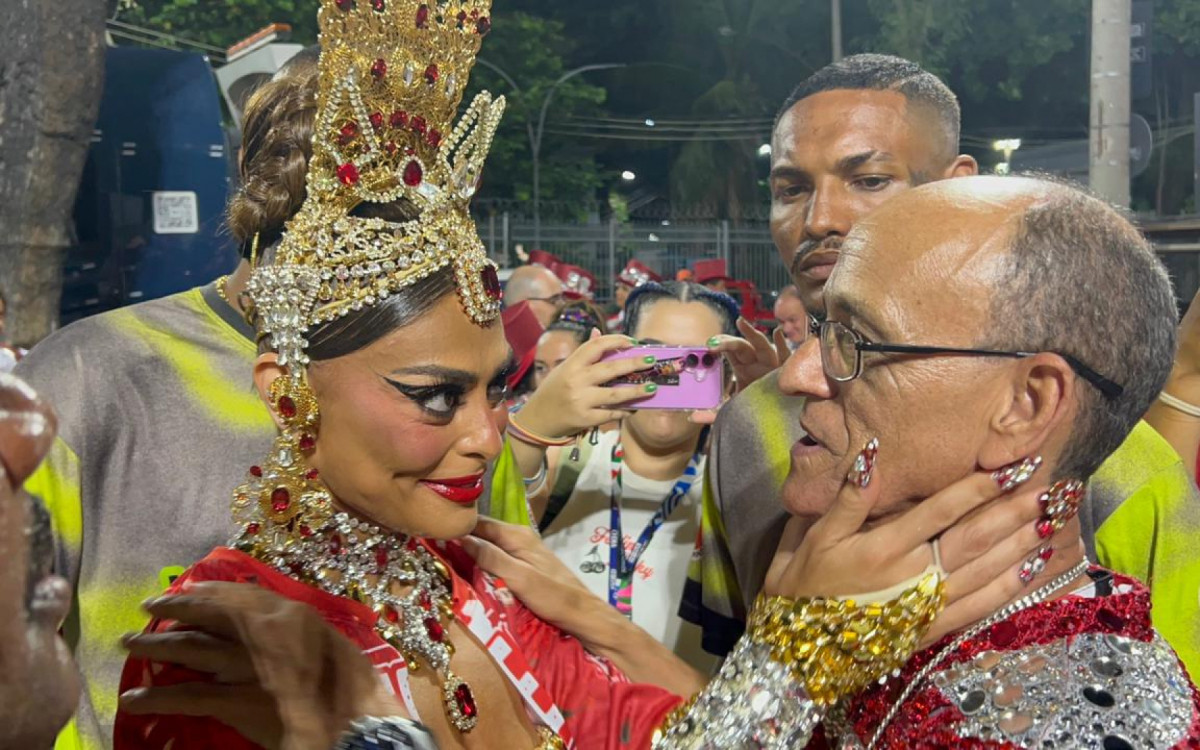 Juliana Paes e Mestre Ciça - Foto: Ana Fernanda Freire / Agência O Dia