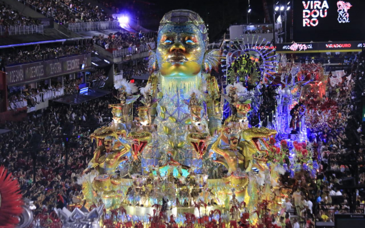Viradouro fez apresentação praticamente perfeita