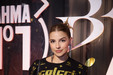 Gabriela Medvedovski celebra sucesso em 'Três Graças' e revela sonho de desfilar na Sapucaí