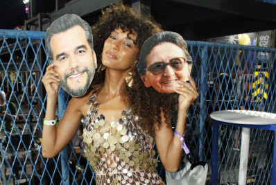 Celebridades marcam presença no último dia de desfiles do Grupo Especial na Sapucaí