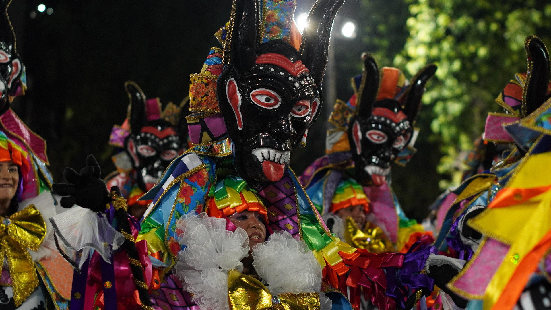 Beija-Flor recebeu gritos de 