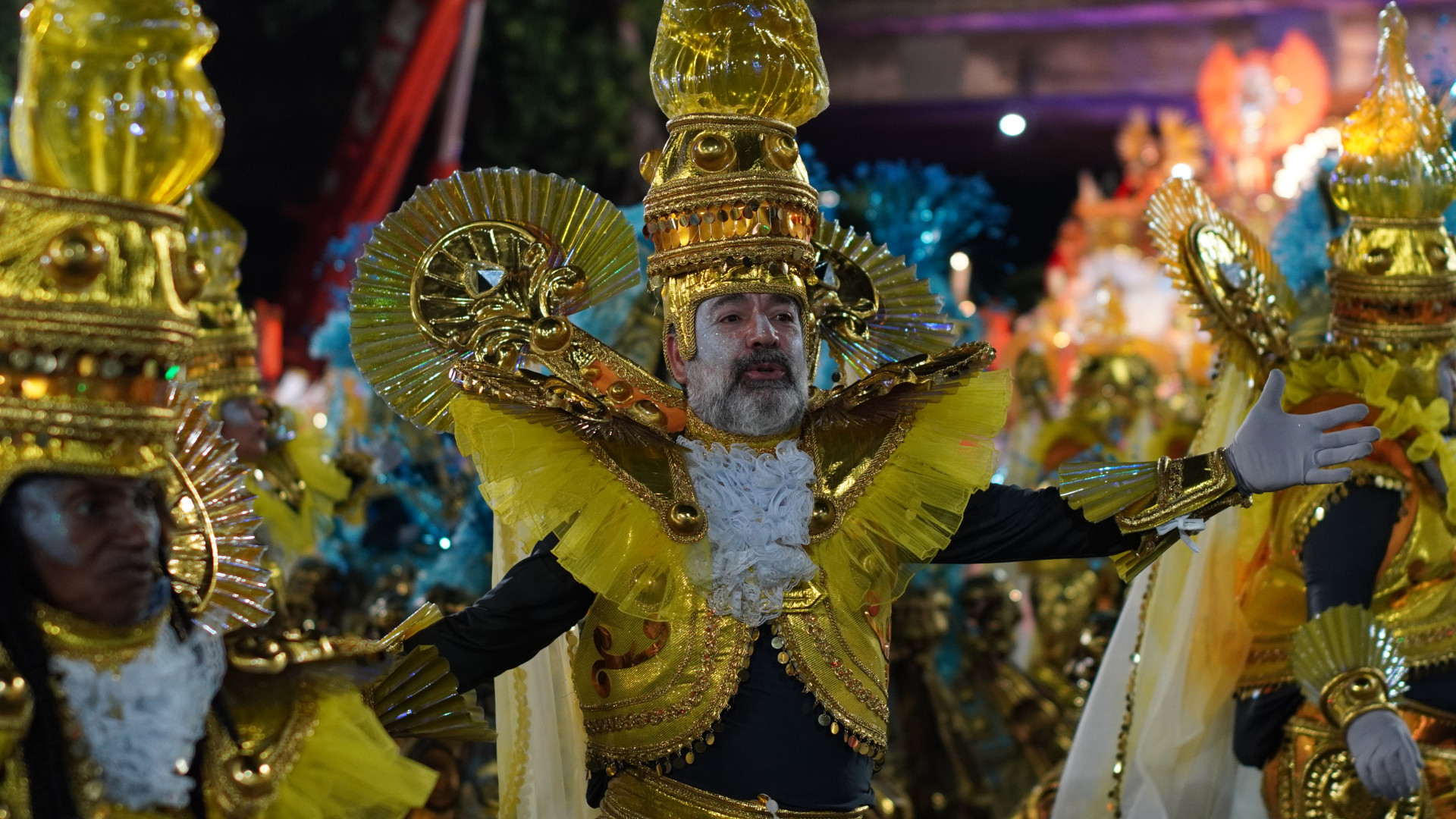 Assinado pelo carnavalesco João Vitor Araújo, o enredo da Deusa da Passarela foi sobre o 