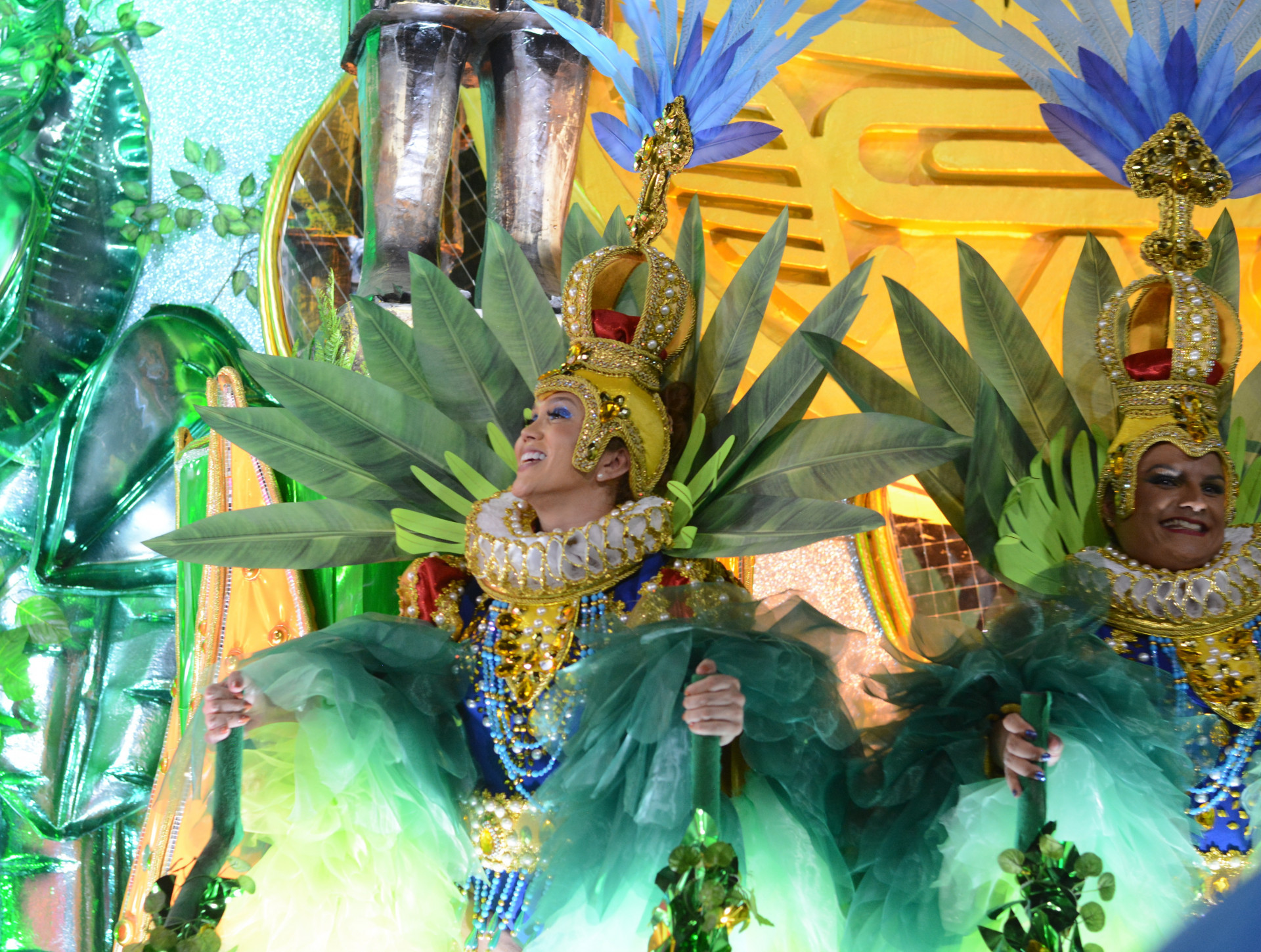 Tuiuti trouxe enredo sobre vertente religiosa afro-cubana ligada ao orixá Orunmilá - Luiza Monteiro | Riotur