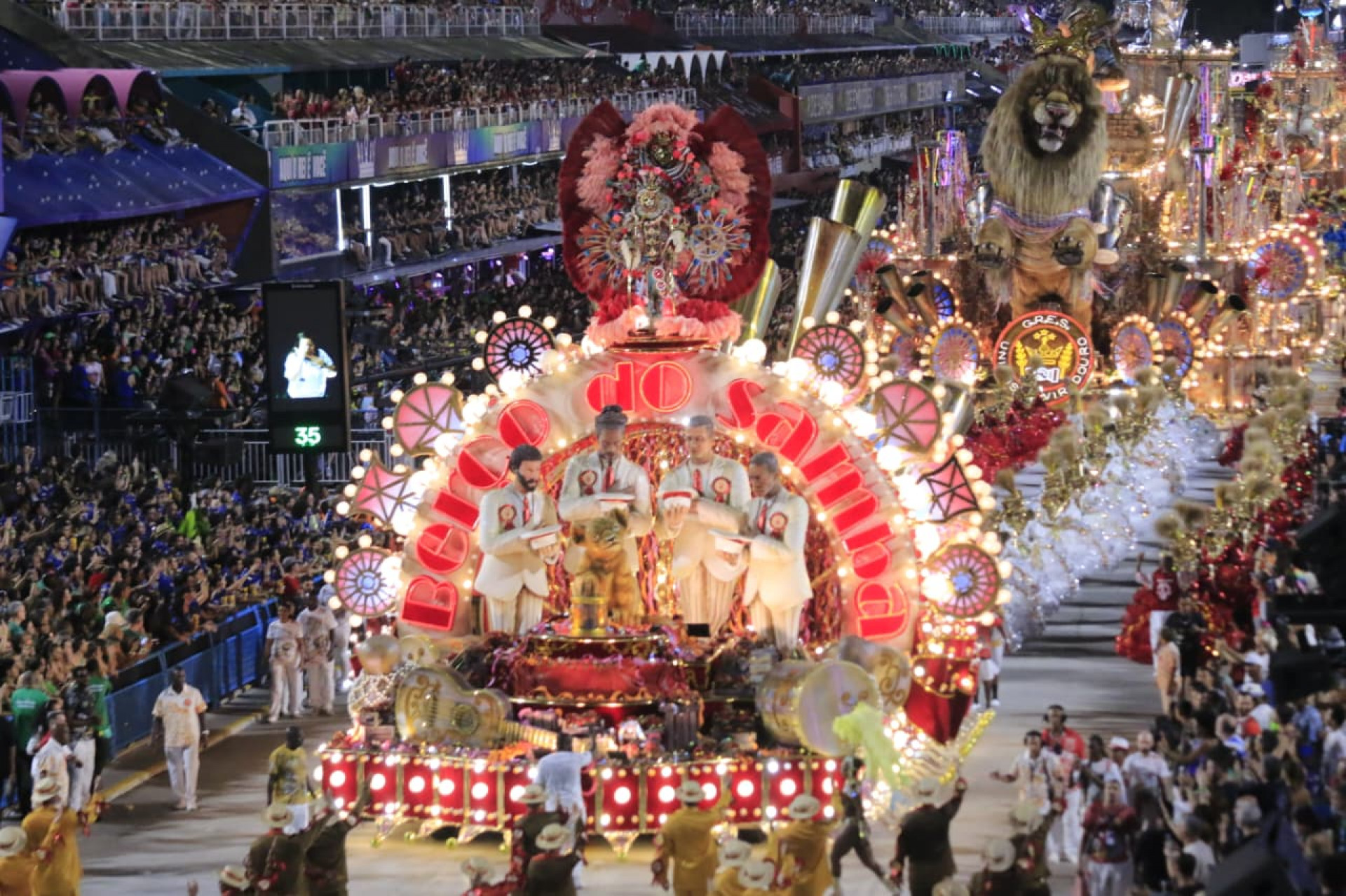 Viradouro mexeu com o coração de todos - Carlos Elias/Agência O Dia