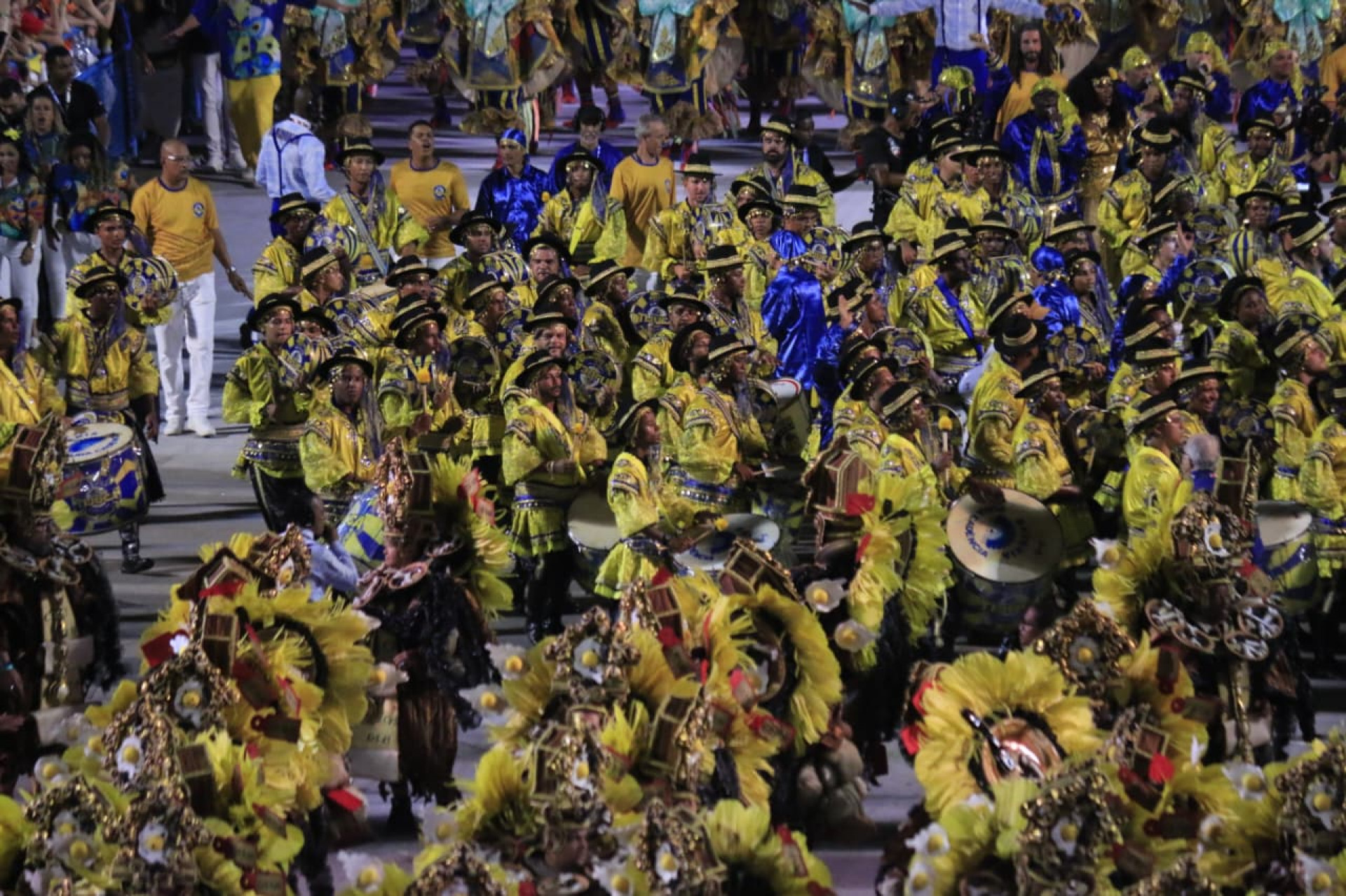 Tijuca encerrou o segundo dia de desfiles do Grupo Especial - Carlos Elias/Agência O Dia