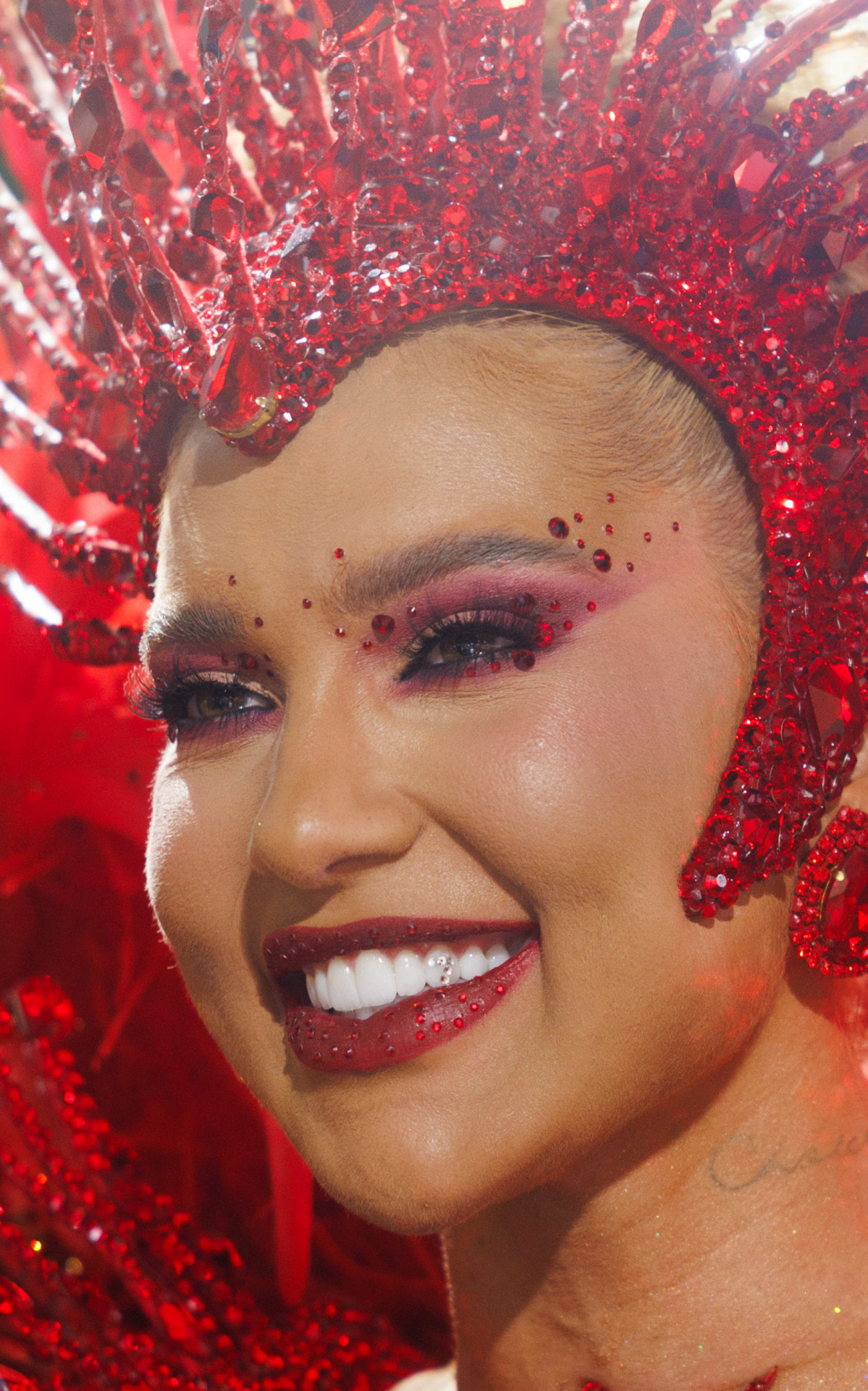 Virginia Fonseca faz homenagem a Vinicius Júnior