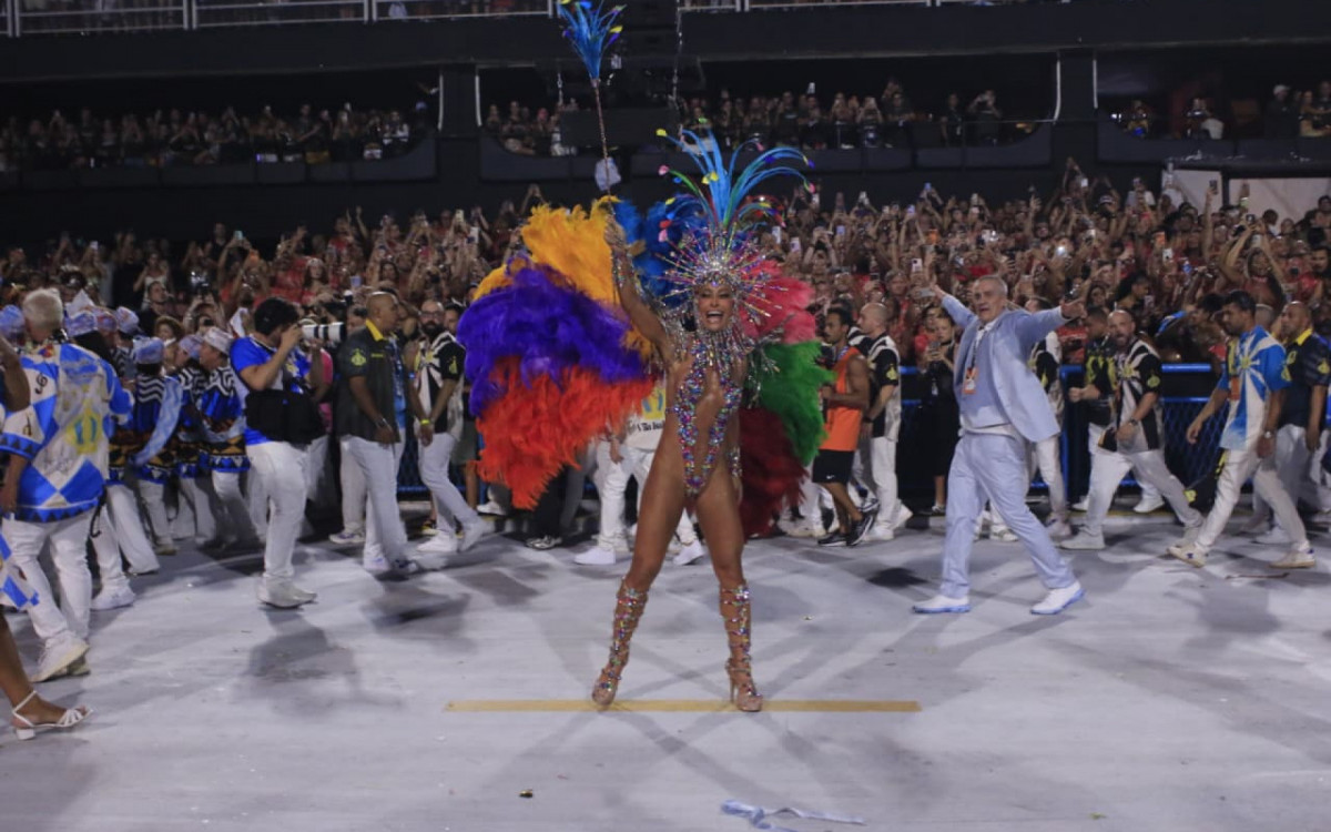 Unidos de Vila Isabel fez desfile grandioso na Sapucaí