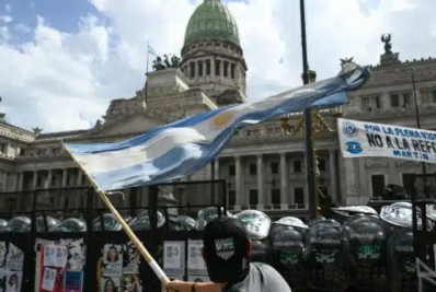 Convocação de greve pode adiar jogo entre Lanús e Flamengo?