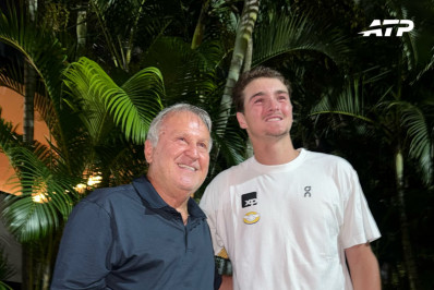 Vídeo: João Fonseca tem encontro com Zico no Rio Open