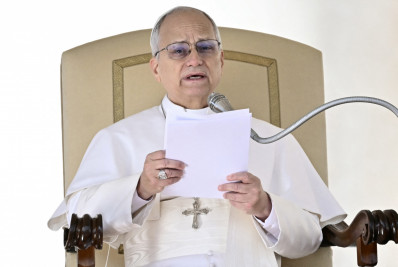 Papa Leão XIV pede que paróquias divulguem canal oficial do Vaticano para combater IA