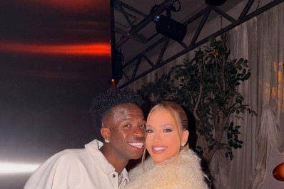 Vini Jr. apoia Virginia Fonseca após perrengue em desfile da Grande Rio