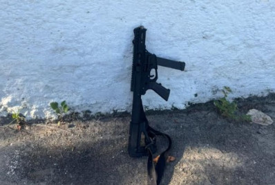 Dois suspeitos ficam baleados em confronto com PM em São Gonçalo