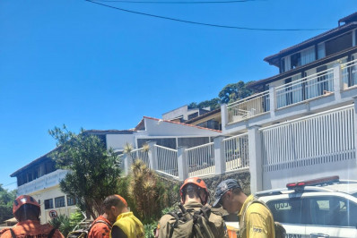Monitoramento aéreo ajuda a encontrar mulher perdida em trilha em Itaipu
