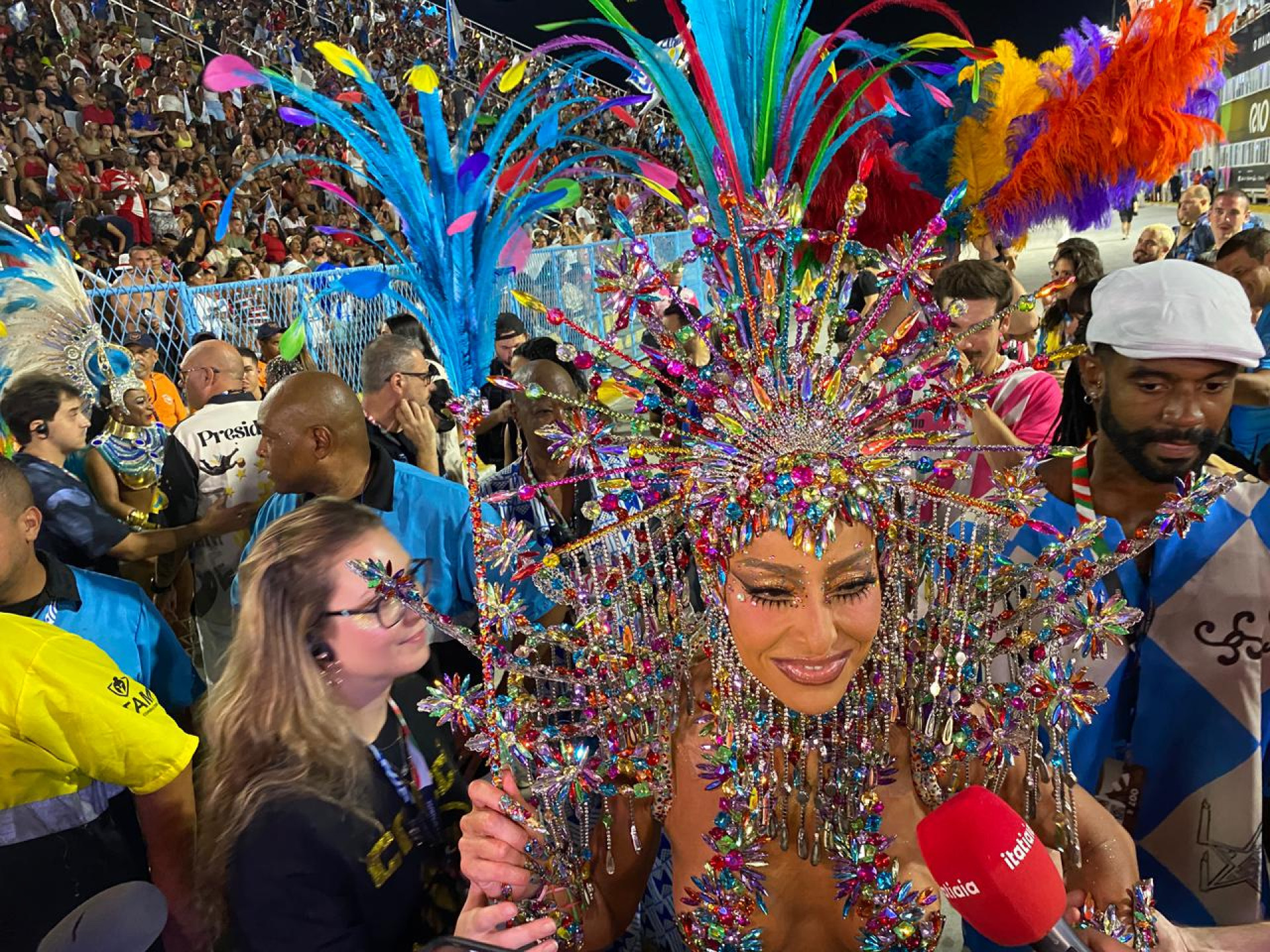 Sabrina Sato é rainha de bateria da Unidos de Vila Isabel - Thalita Queiroz / Agência O Dia