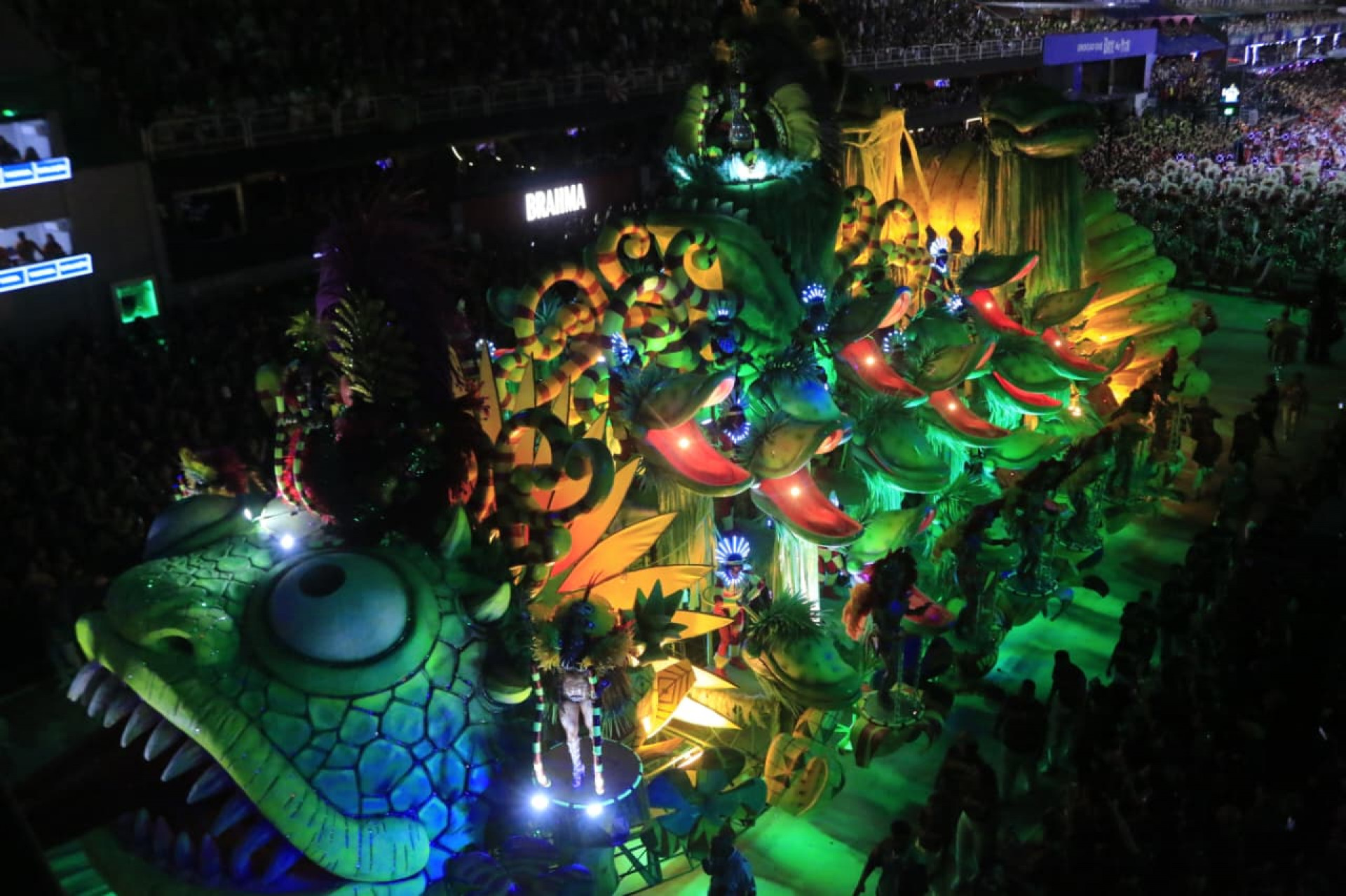 Salgueiro reviveu desfiles históricos de Rosa Magalhães - Carlos Elias/Agência O Dia