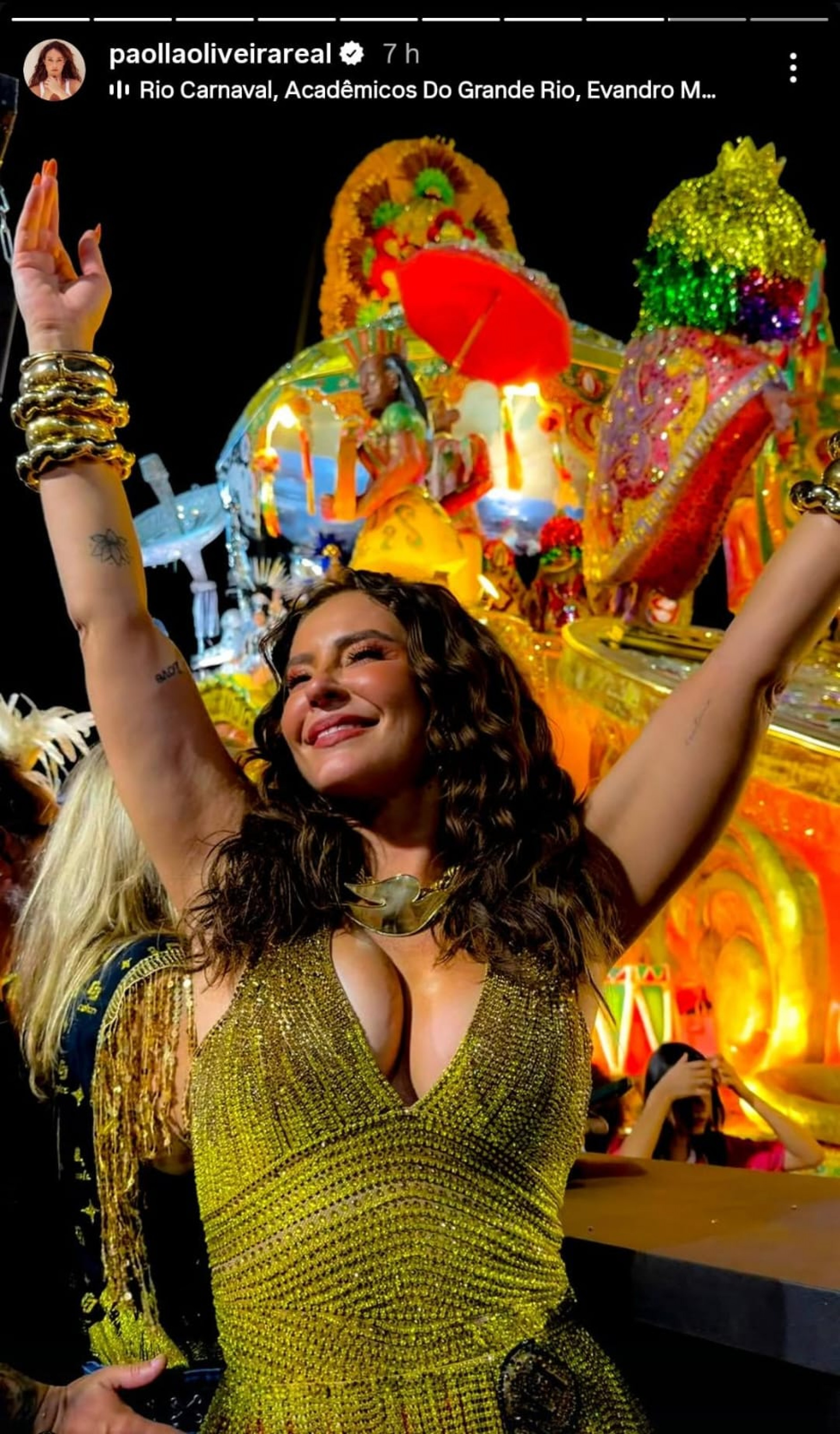 Paolla Oliveira assiste ao último dia de desfiles do Grupo Especial na Sapucaí - Reprodução / Instagram