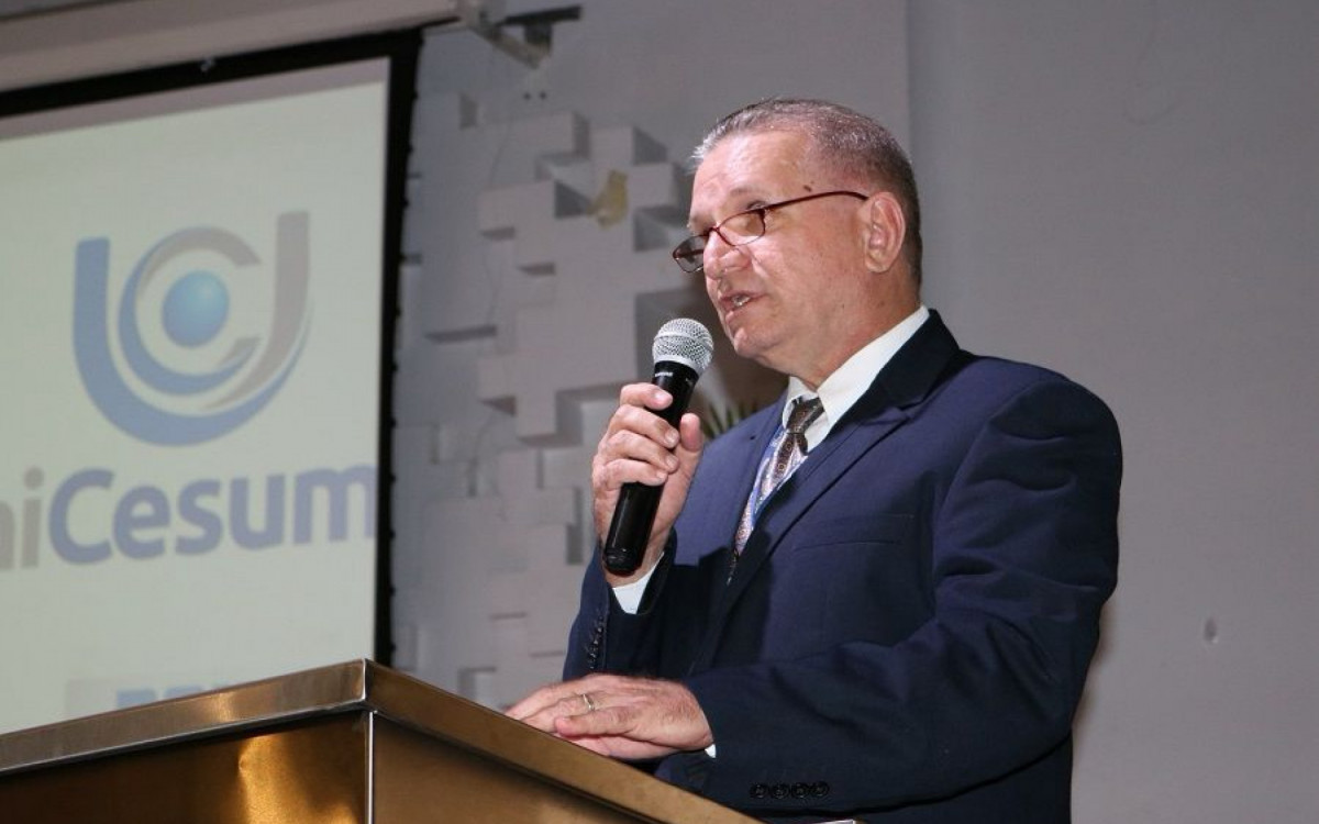 Claudio Rodrigues é professor de Engenharia Civil 