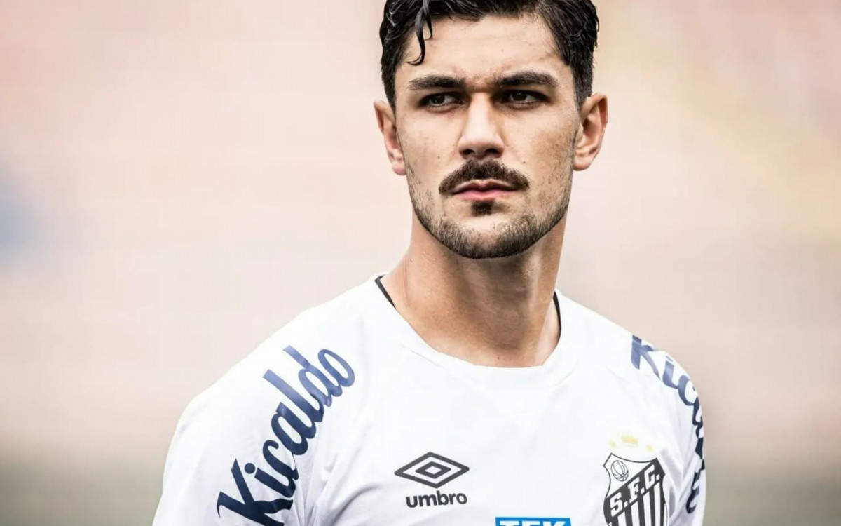 Santos sofre novo transfer ban da Fifa e est&aacute; proibido de registrar refor&ccedil;os