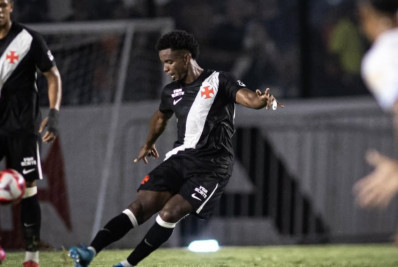 Thiago Mendes sente dores no joelho e vira dúvida para semifinal do Carioca