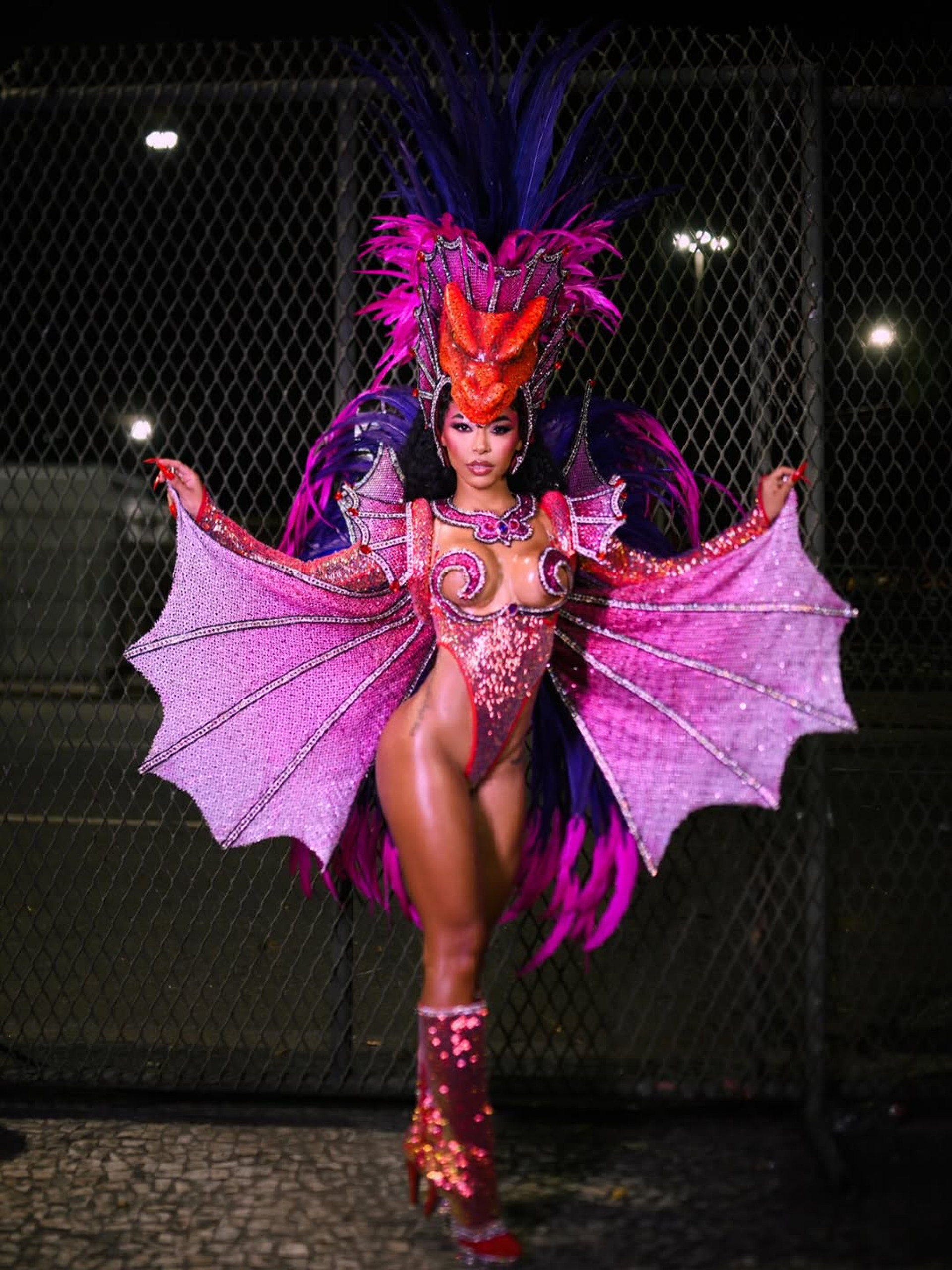 Lorena Maria é destaque da escola de samba - Reprodução/Instagram