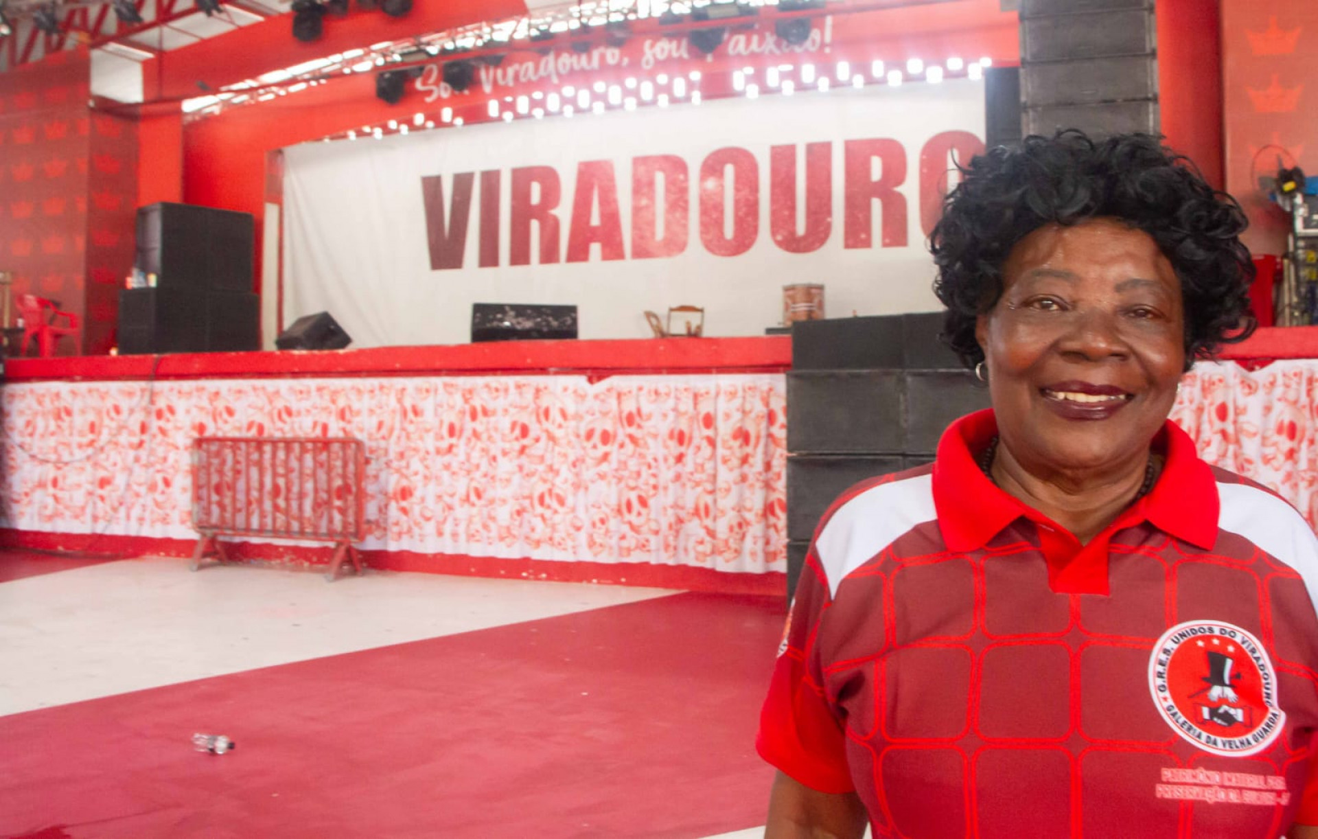 Lucia Alba desfila na Viradouro há 50 anos - Érica Martin / Agência O Dia