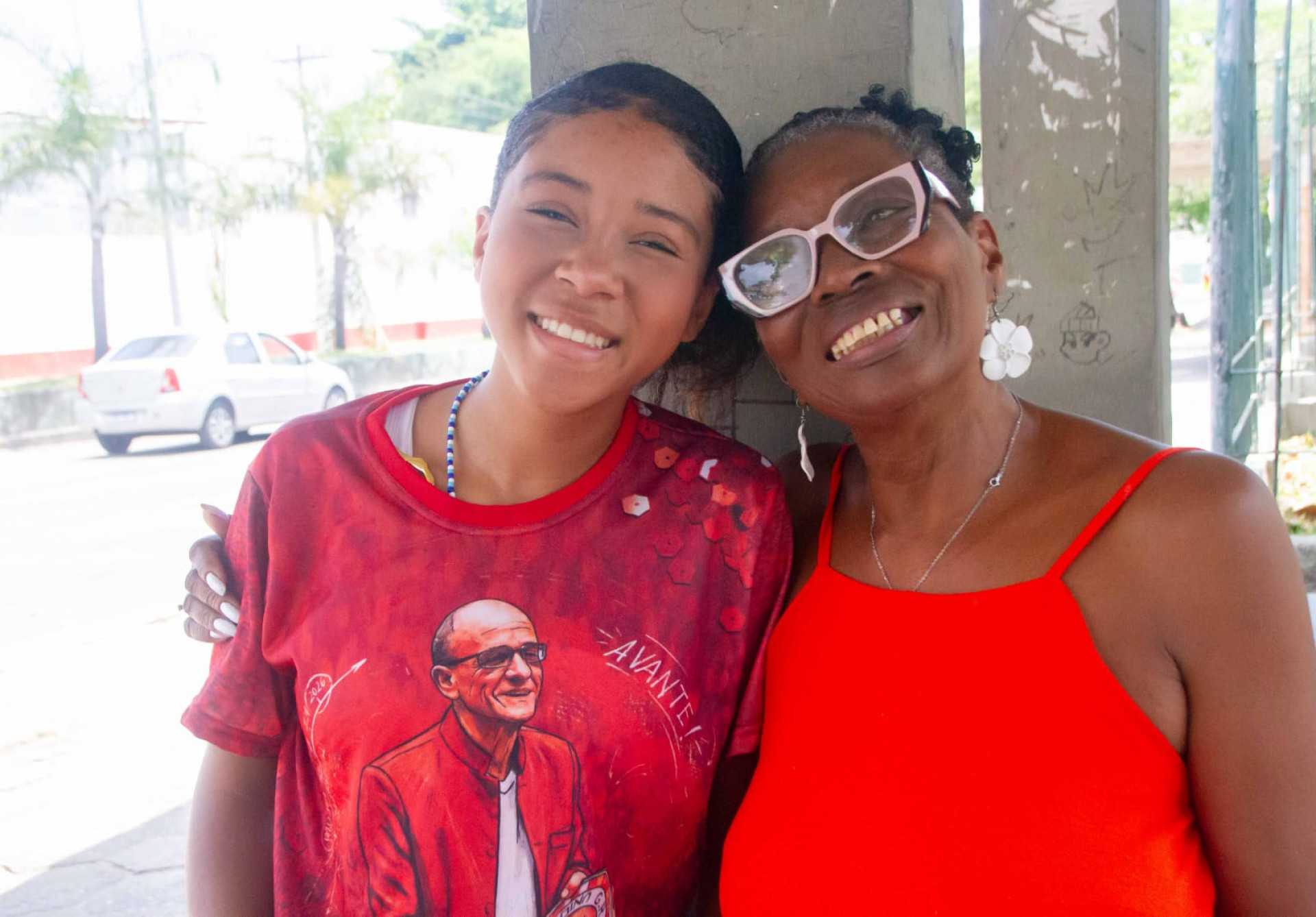 Bisavó Solange alimenta paixão da bisneta Rafaele pela Viradouro - Érica Martin / Agência O Dia