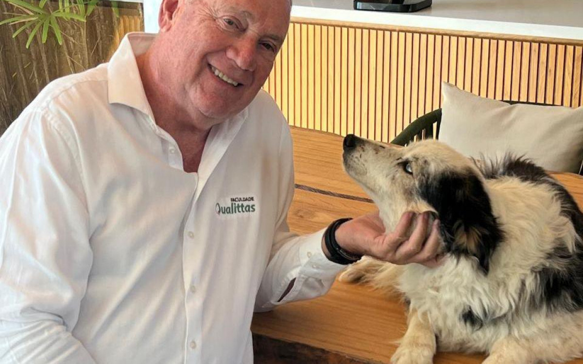 Flosi é veterinário e diretor de Faculdade de Medicina Veterinária