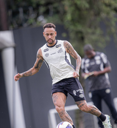 Neymar explica motivo por demora para estrear em 2026