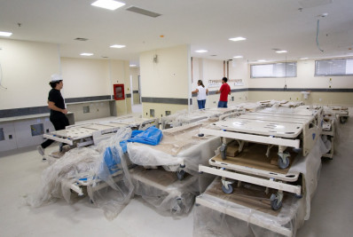 Primeiro equipamento do novo centro cirúrgico do Hospital São João Batista, em Volta Redonda, é instalado