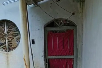 Secretaria de Proteção dos Animais presta cuidados a cão abandonado em residência no bairro Boa Vista 2