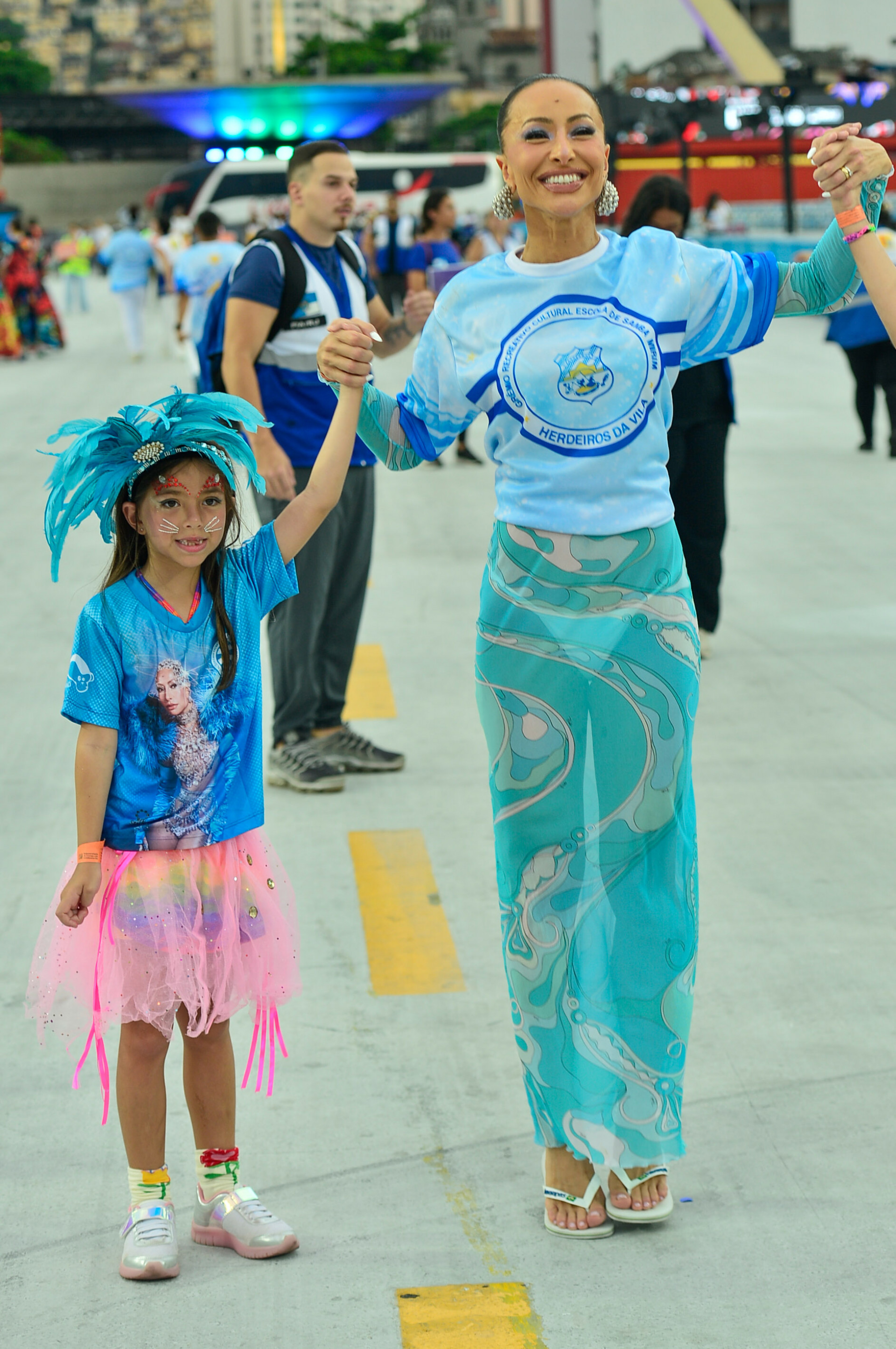 Zoe, filha de Sabrina Sato, segue os passos da mãe e faz sua estreia na Marquês de Sapucaí - Eduardo Martins / Brazil News