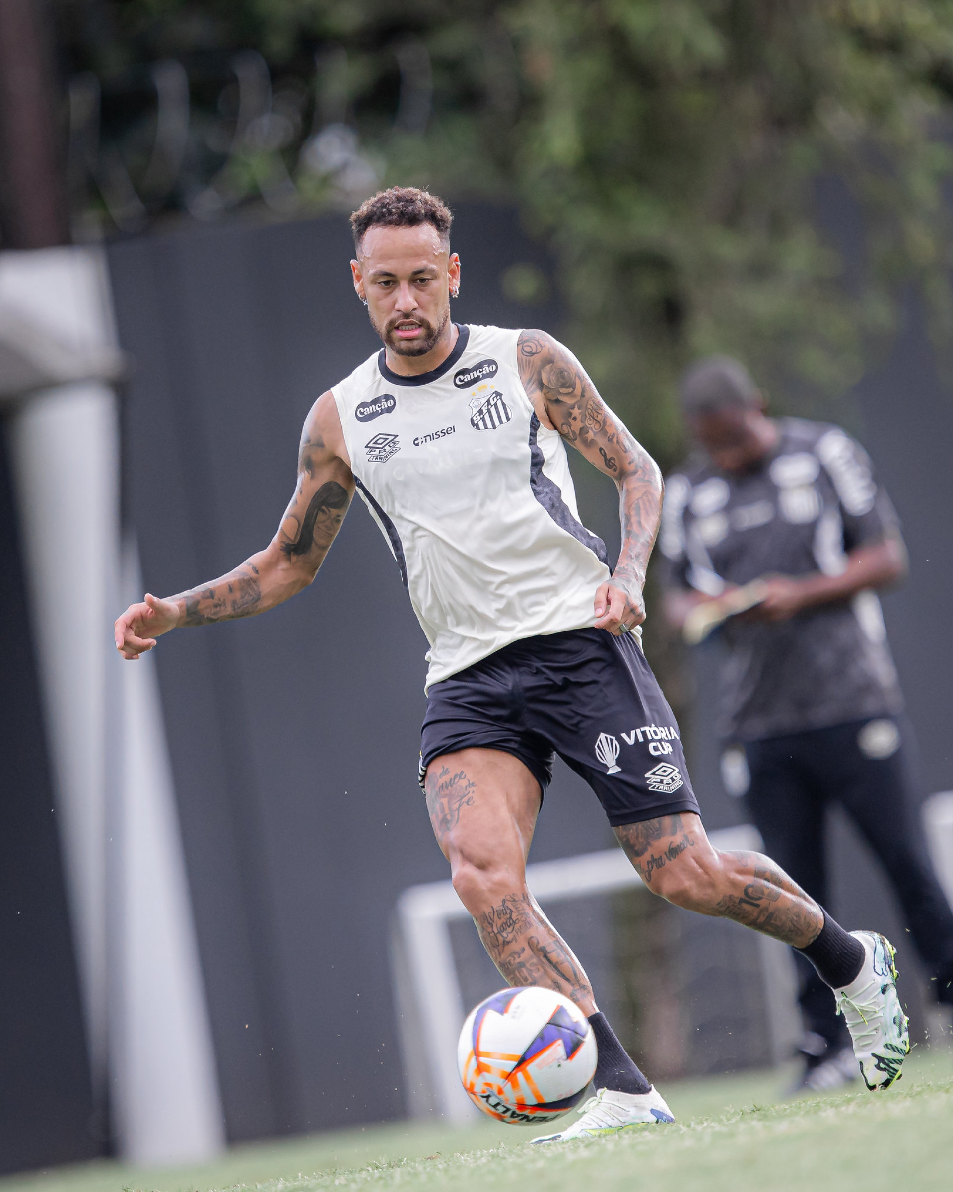 Neymar em treino do Santos